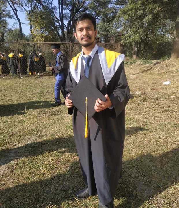 College Life - Image 11