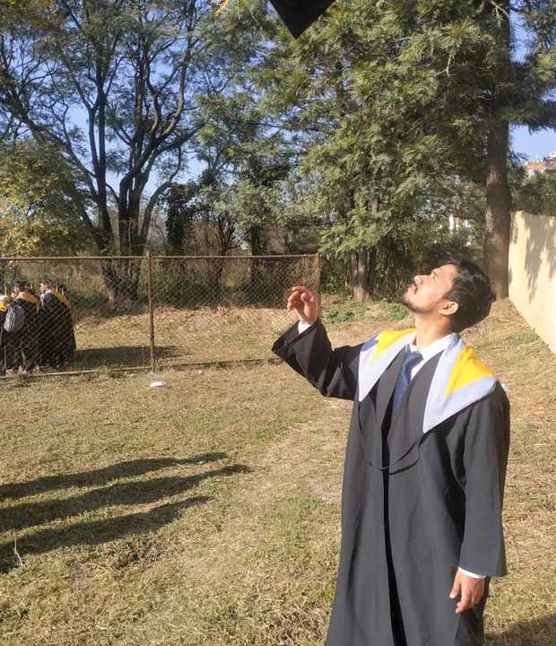 College Life - Image 12